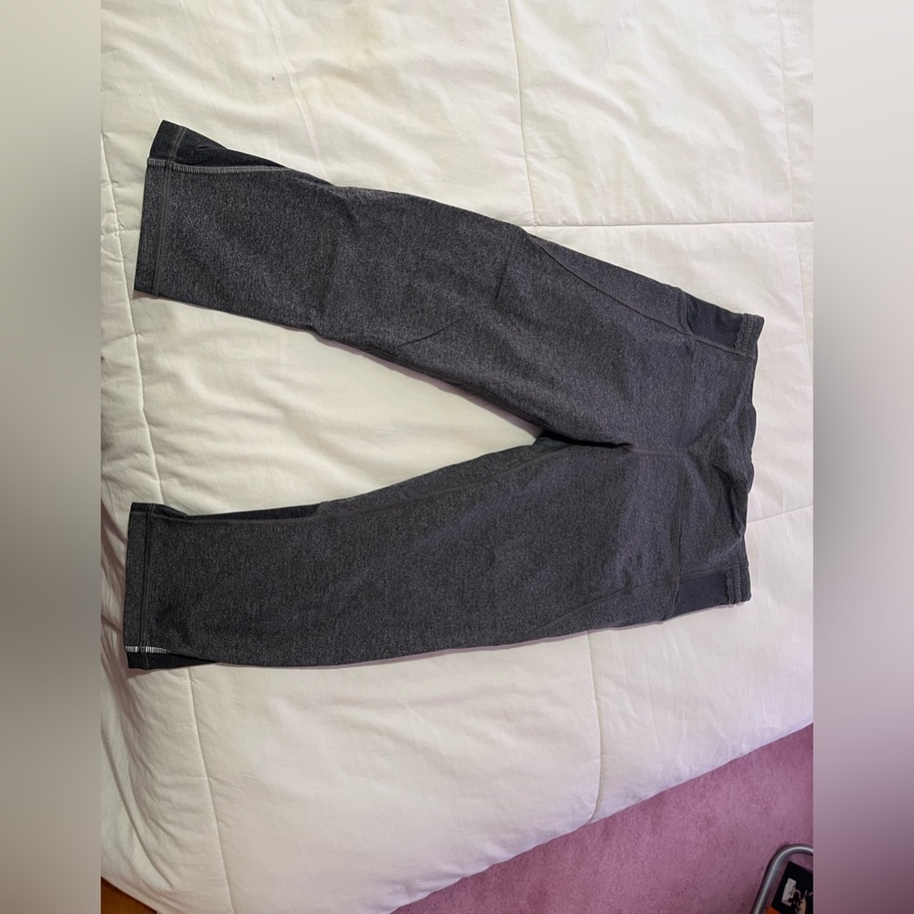 Lululemon size 8